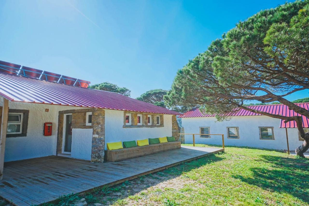 Oasis Backpackers Hostel Sintra Surf Colares Kültér fotó