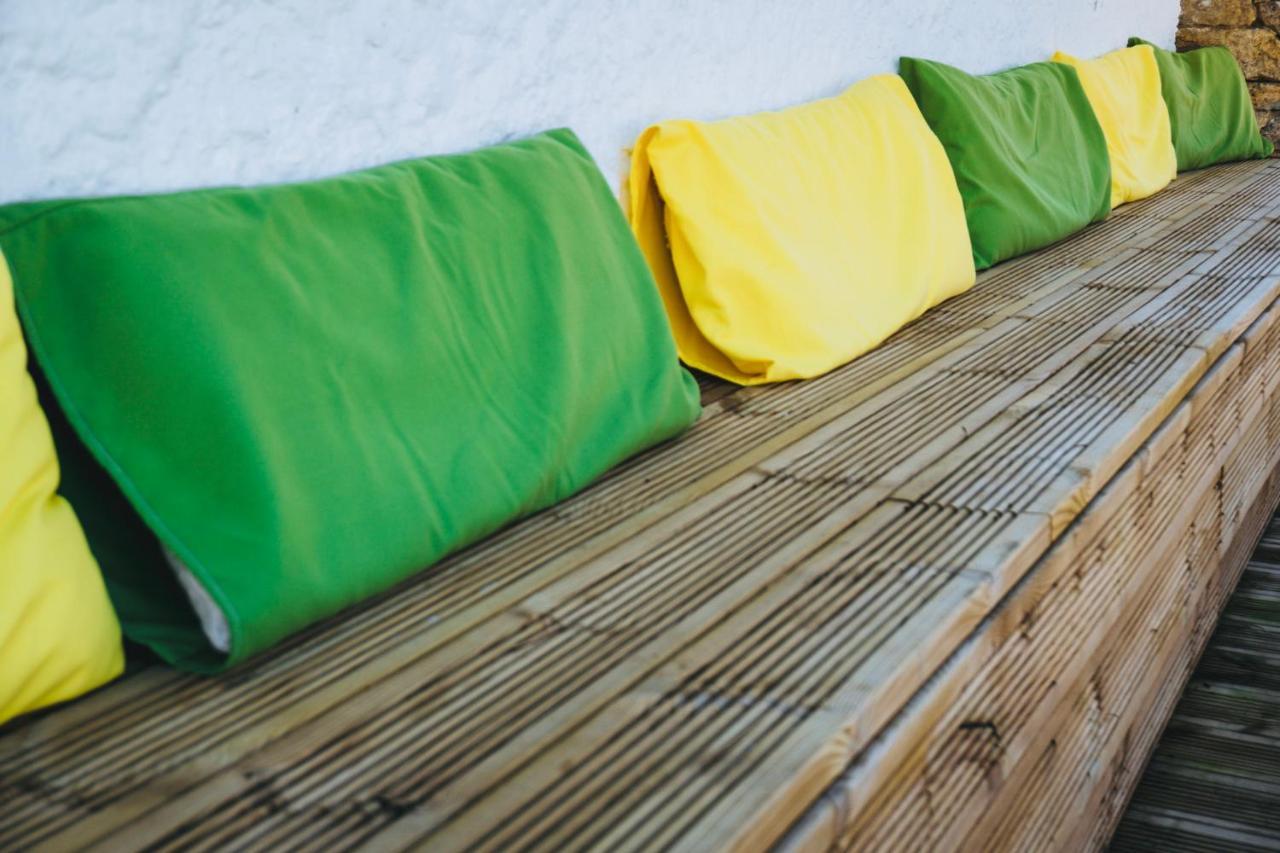 Oasis Backpackers Hostel Sintra Surf Colares Kültér fotó